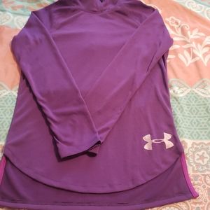 Girls long sleeved Under Armour shirt